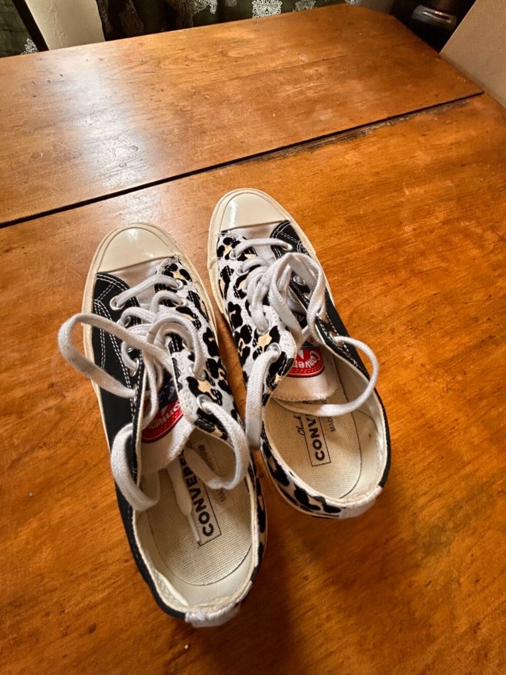 Converse All Stars, women's 7.5, two-toned black and cheetah print, never worn - Picture 3 of 7